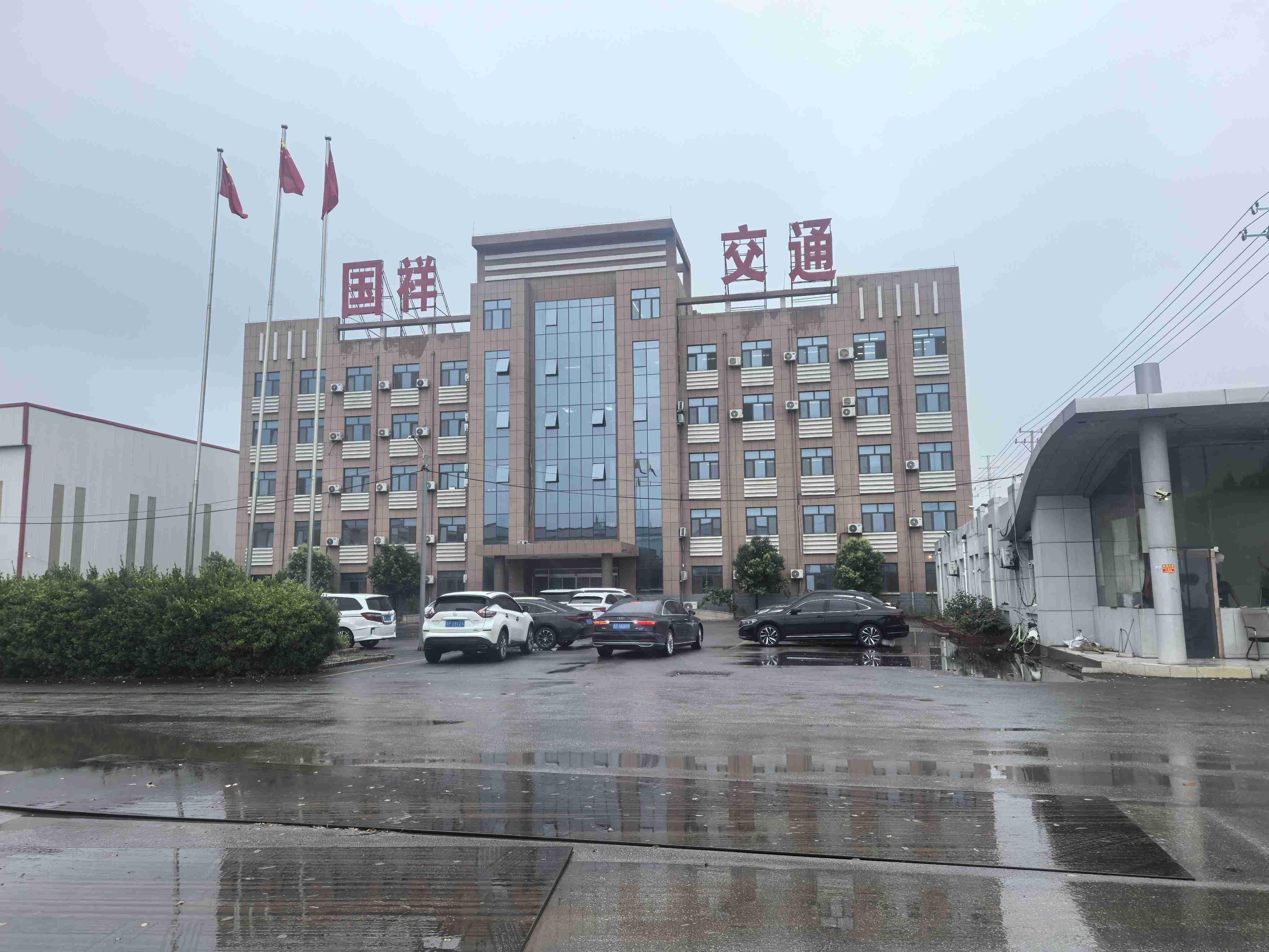 枣庄市两波波形护栏浸塑波形护栏 - 一站式服务